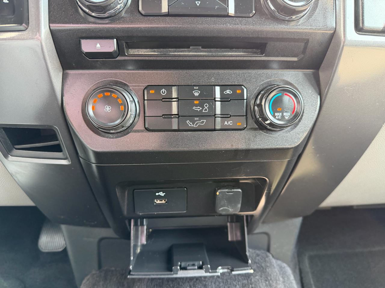 Ford F-150 XLT SuperCrew 5.5-ft. Bed 4WD 2017