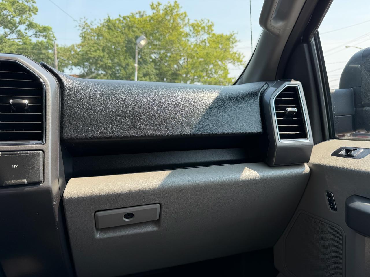 Ford F-150 XLT SuperCrew 5.5-ft. Bed 4WD 2017