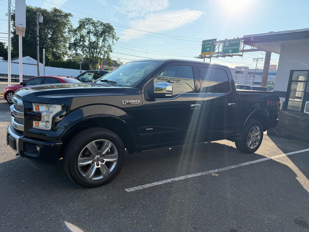 Ford F-150 XL SuperCrew 5.5-ft. Bed 4WD 2015
