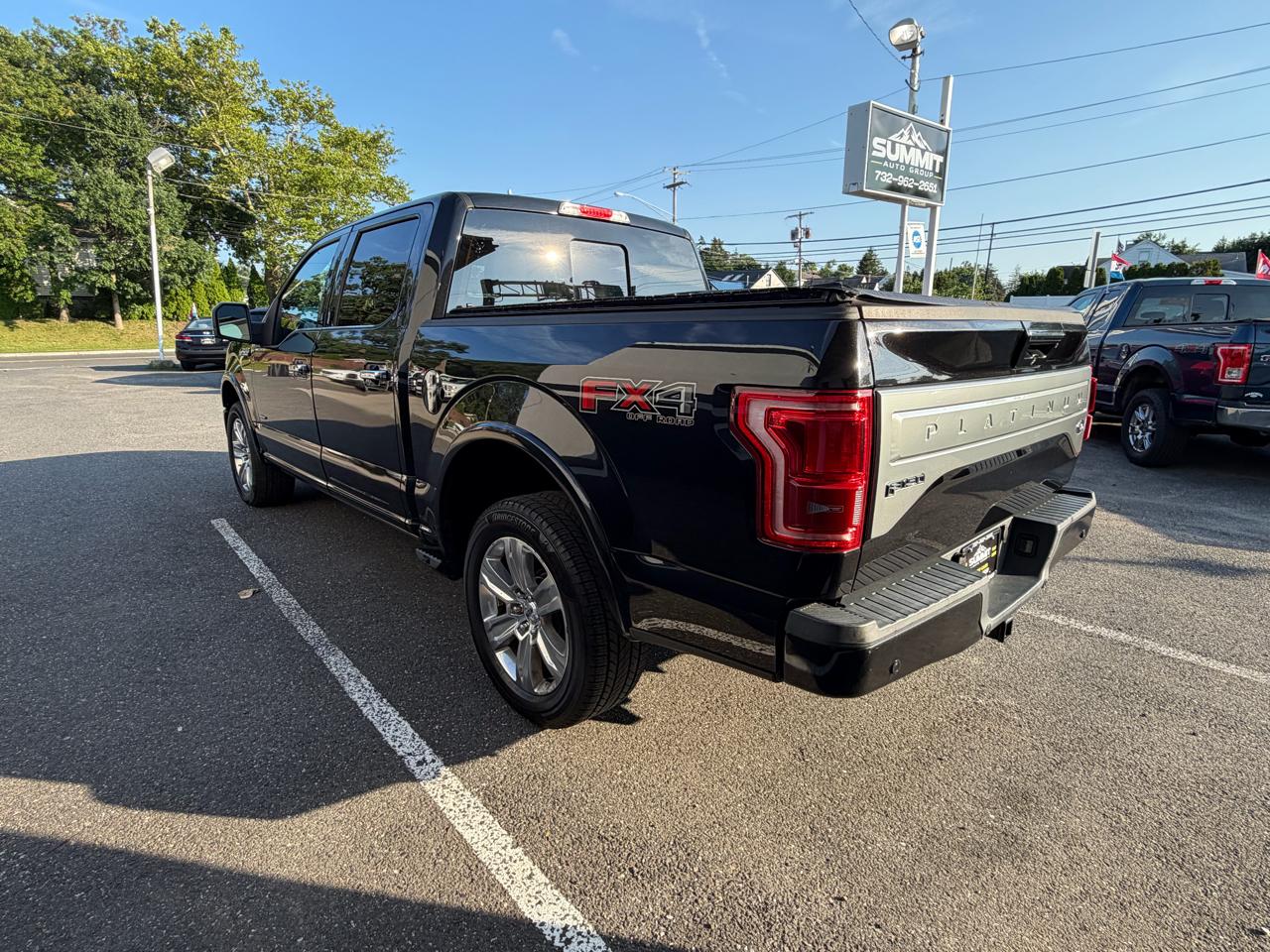 Ford F-150 XL SuperCrew 5.5-ft. Bed 4WD 2015