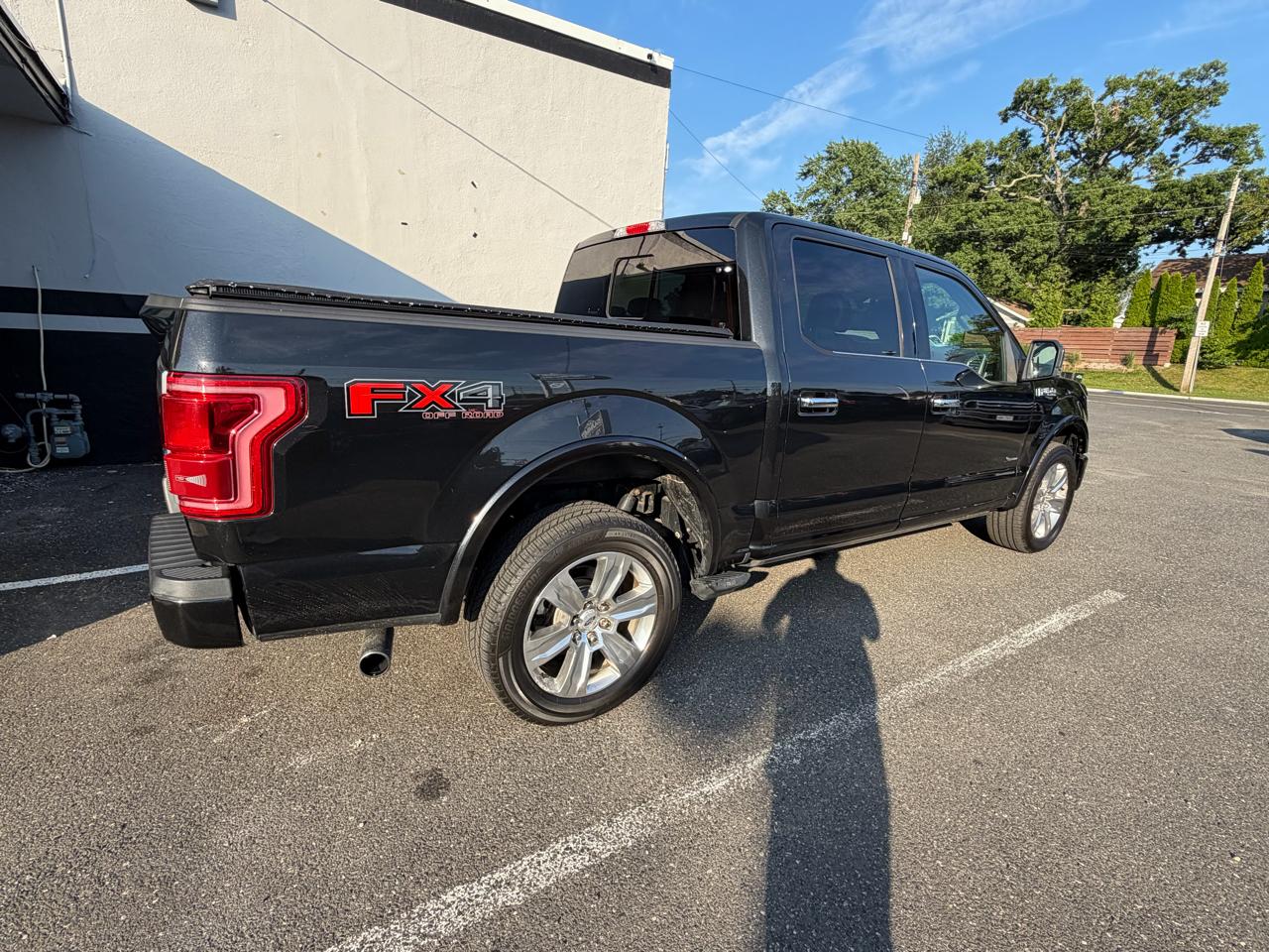 Ford F-150 XL SuperCrew 5.5-ft. Bed 4WD 2015