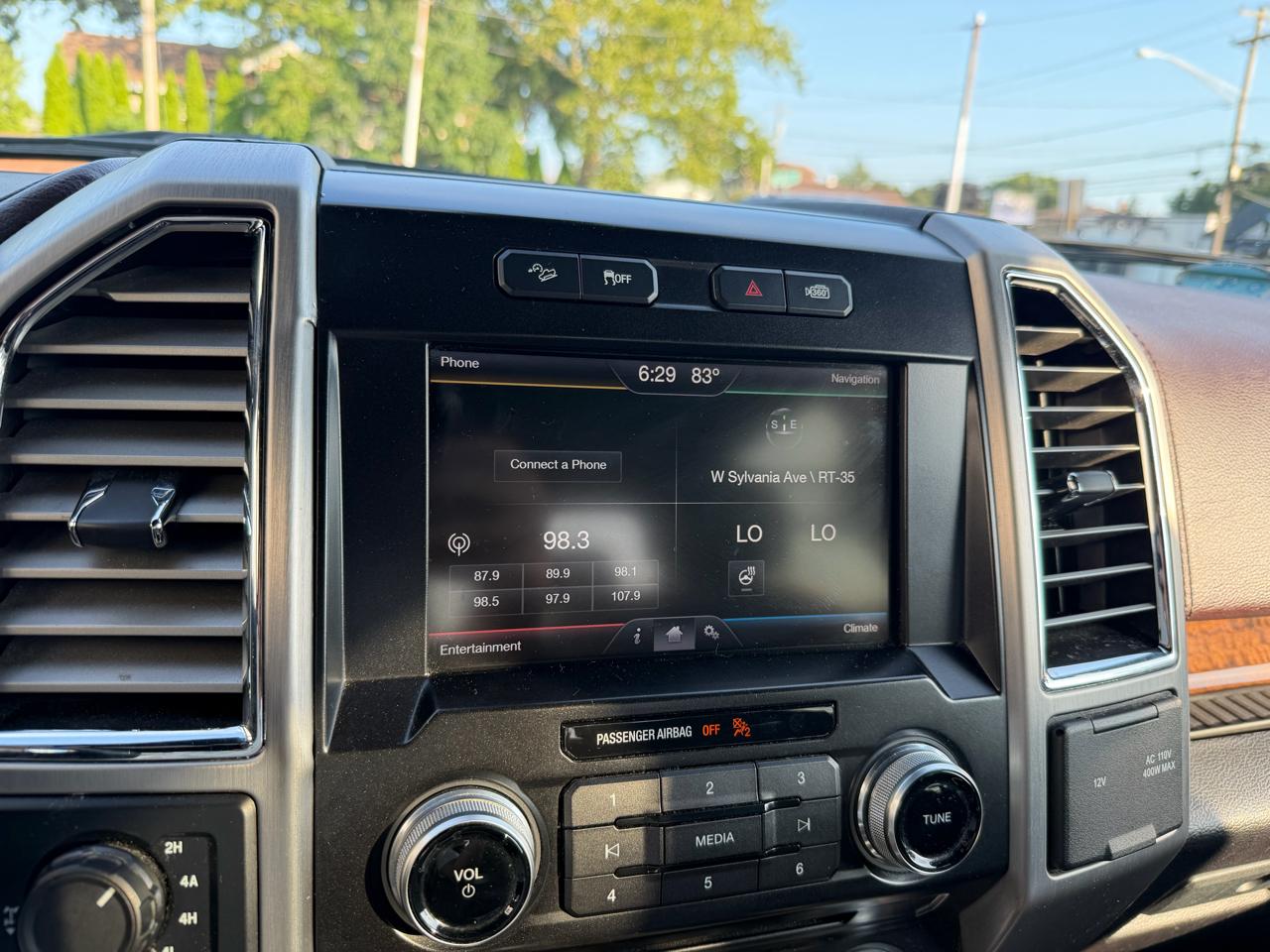 Ford F-150 XL SuperCrew 5.5-ft. Bed 4WD 2015