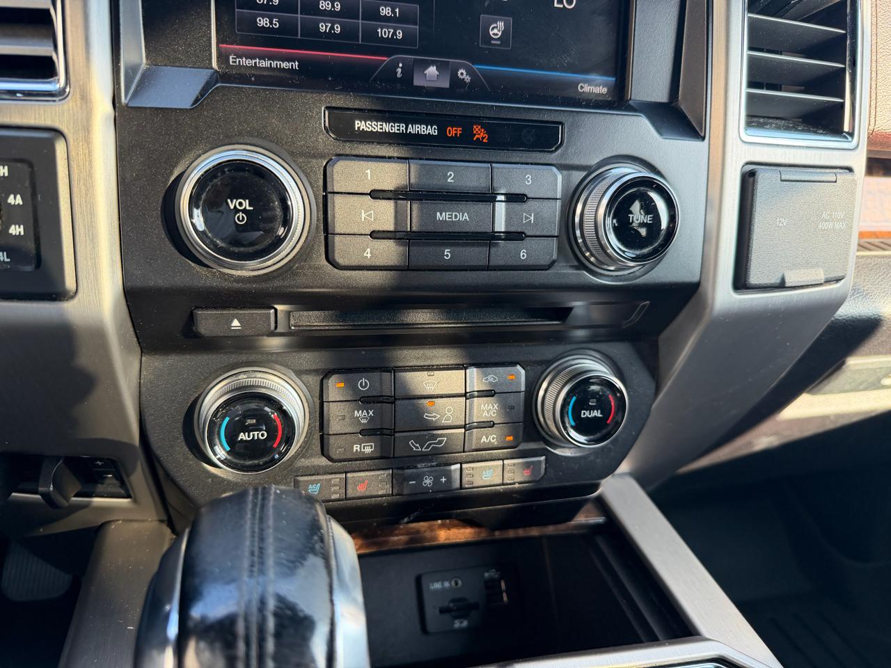 Ford F-150 XL SuperCrew 5.5-ft. Bed 4WD 2015