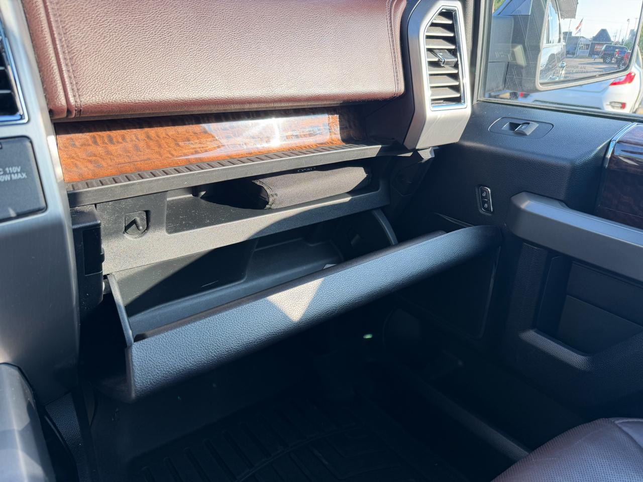 Ford F-150 XL SuperCrew 5.5-ft. Bed 4WD 2015