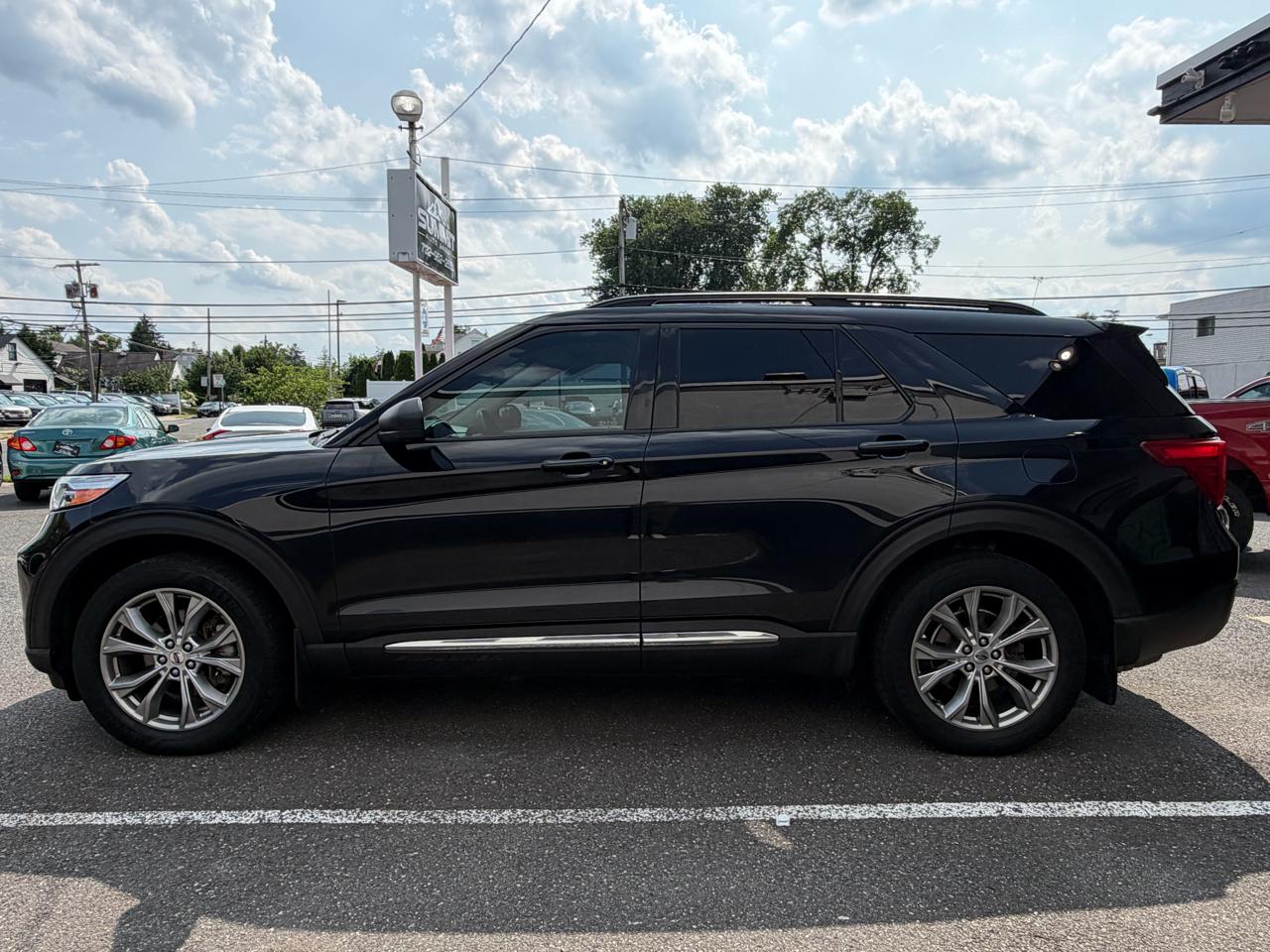Ford Explorer XLT AWD 2020