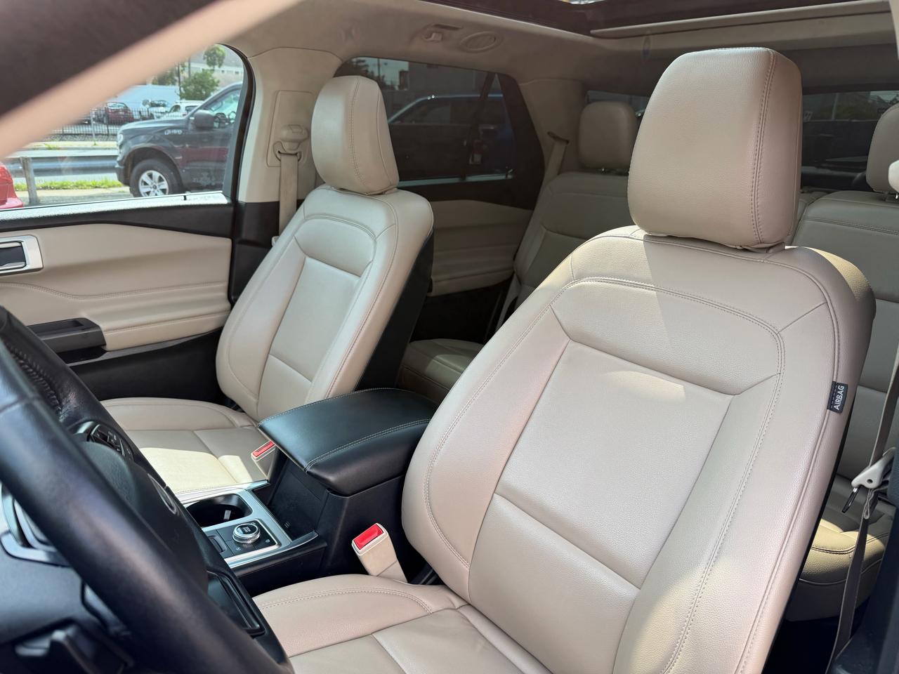 Ford Explorer XLT AWD 2020