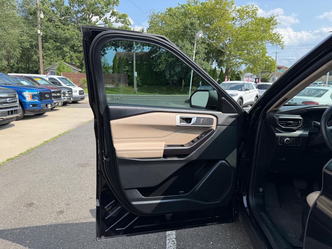 Ford Explorer XLT AWD 2020