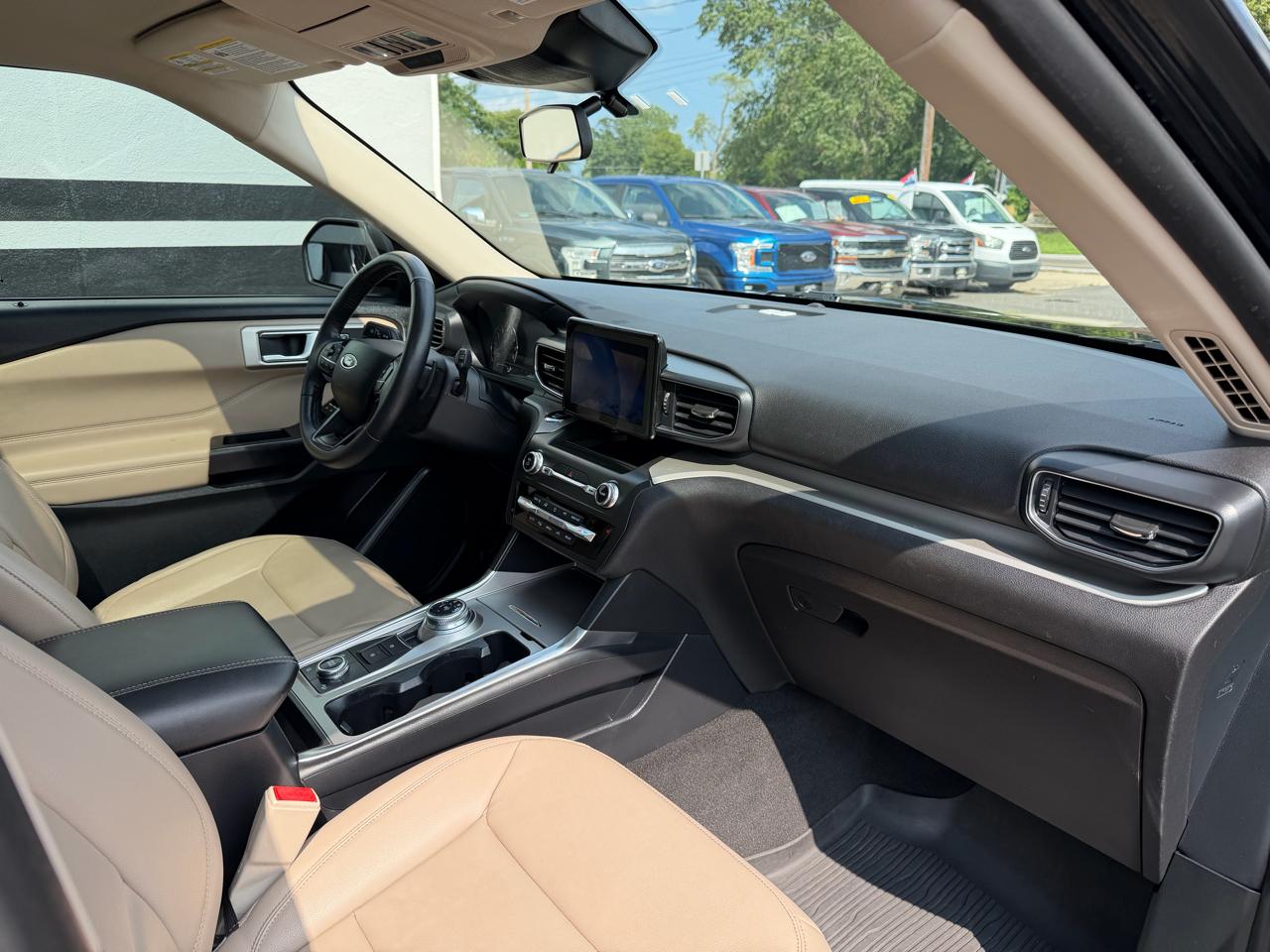 Ford Explorer XLT AWD 2020