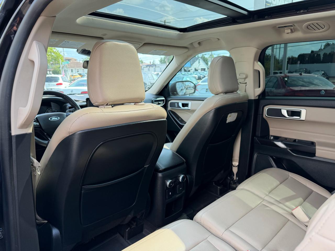 Ford Explorer XLT AWD 2020