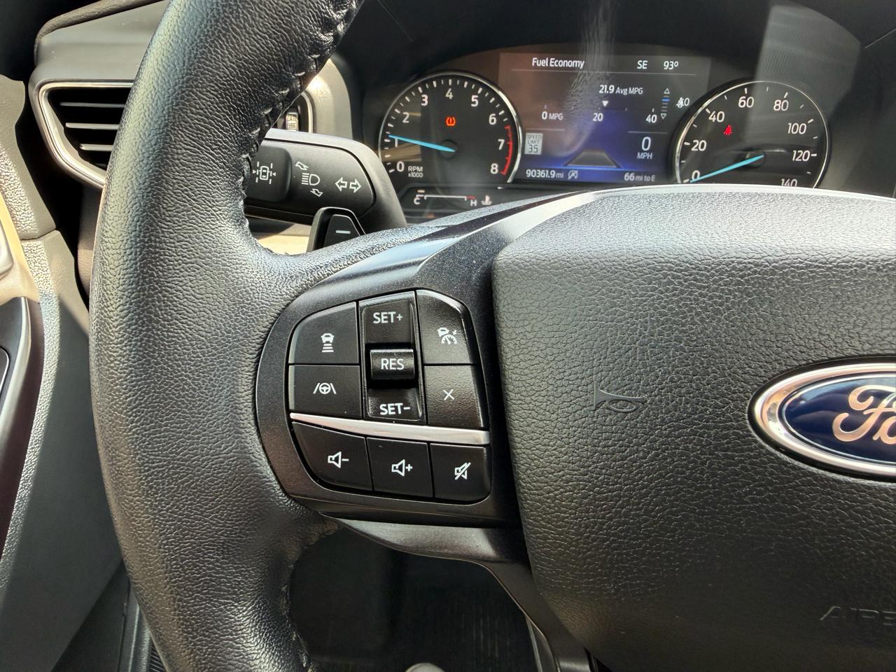 Ford Explorer XLT AWD 2020