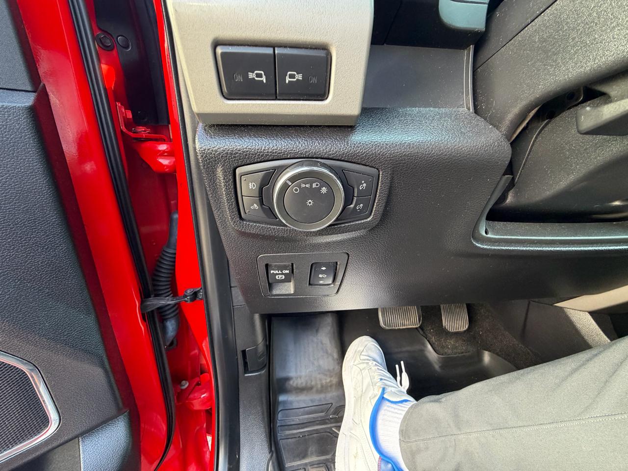 Ford F-150 Lariat 4WD SuperCrew 6.5' Box 2018