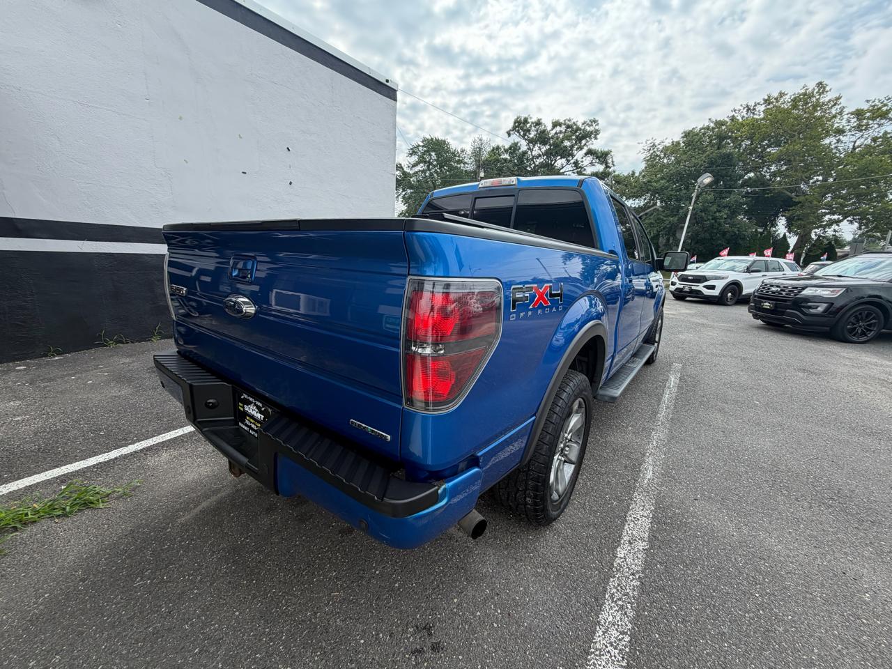Ford F-150 FX4 SuperCrew 5.5-ft. Bed 4WD 2011