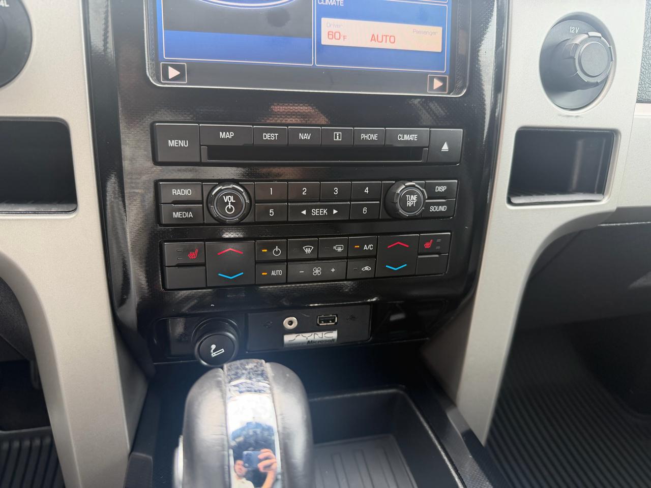 Ford F-150 FX4 SuperCrew 5.5-ft. Bed 4WD 2011