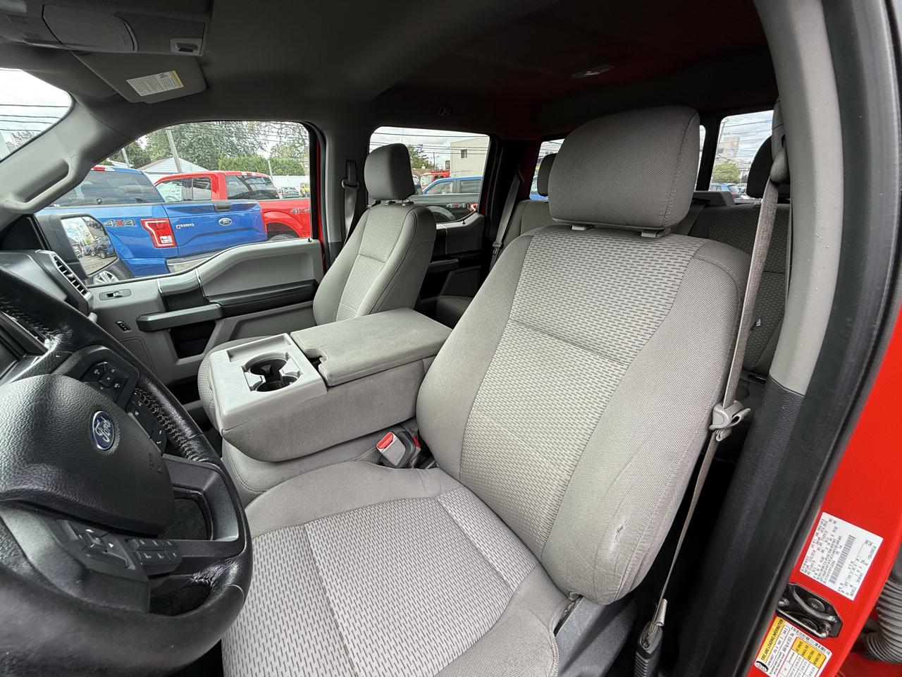 Ford F-150 XLT 4WD SuperCrew 5.5' Box 2015