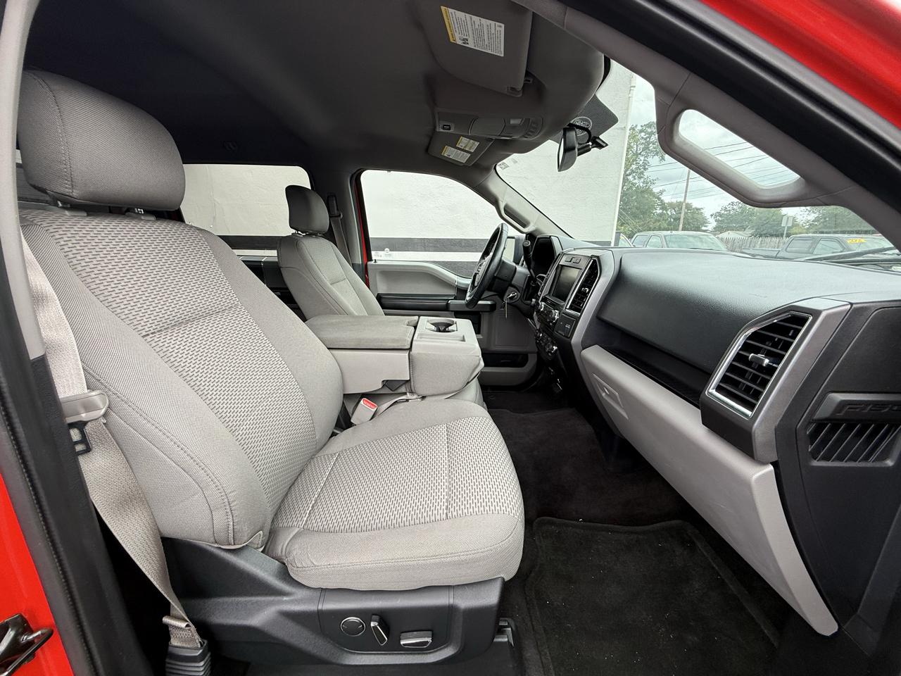 Ford F-150 XLT 4WD SuperCrew 5.5' Box 2015