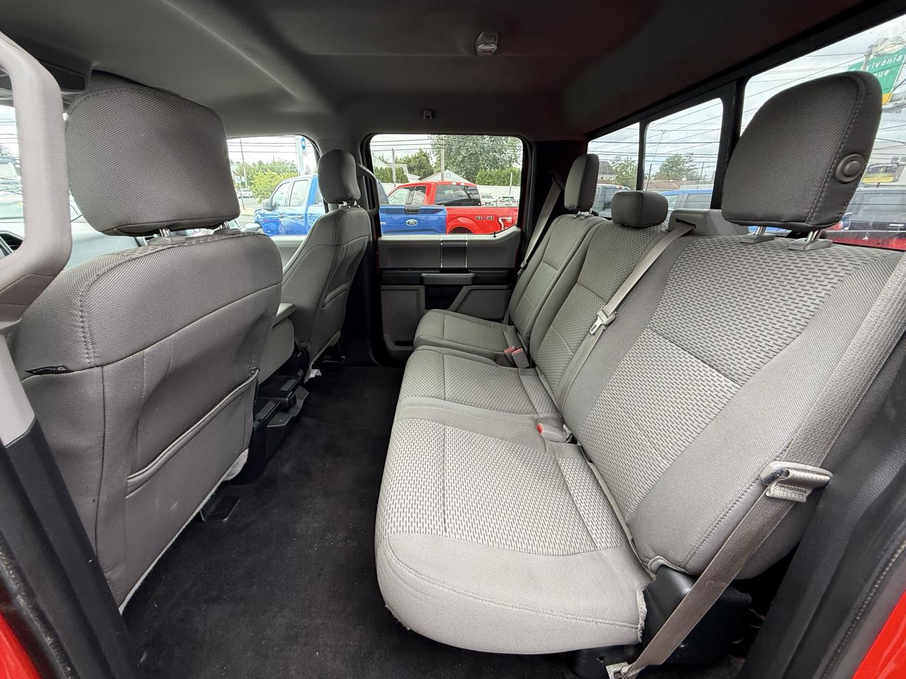 Ford F-150 XLT 4WD SuperCrew 5.5' Box 2015
