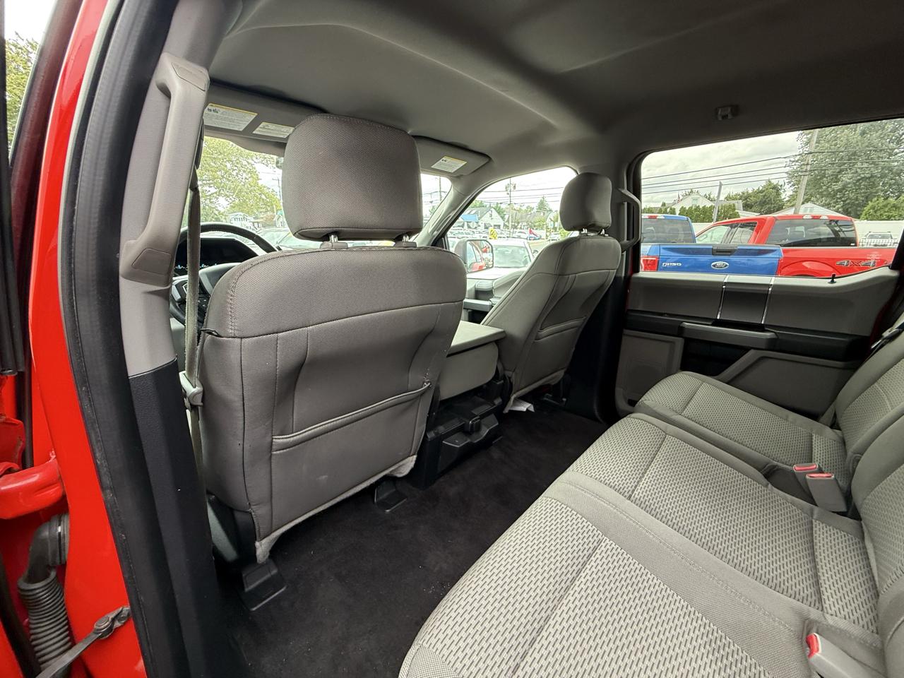Ford F-150 XLT 4WD SuperCrew 5.5' Box 2015