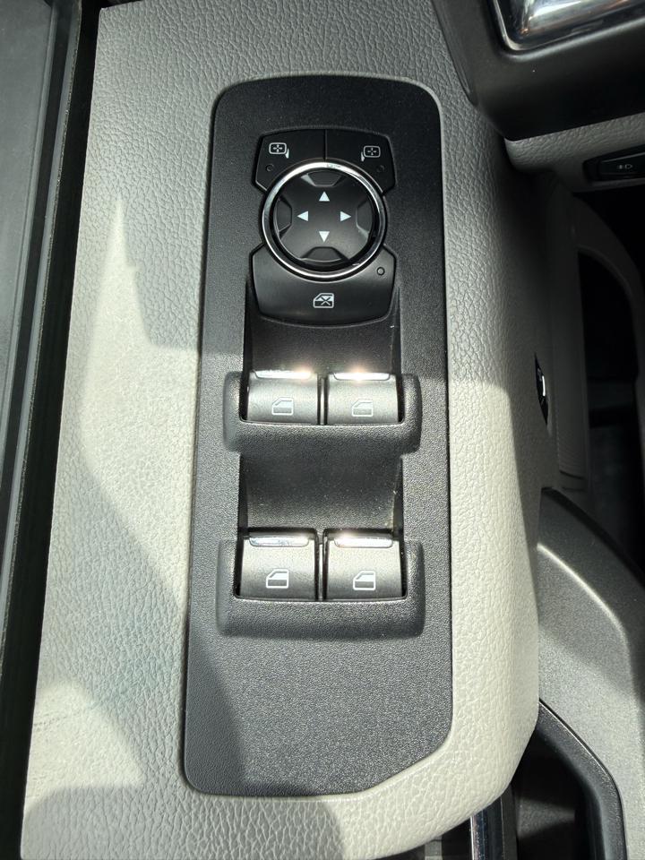 Ford F-150 XLT 4WD SuperCrew 5.5' Box 2015