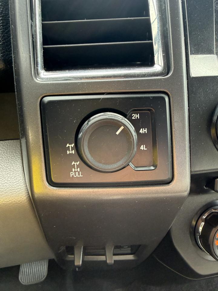 Ford F-150 XLT 4WD SuperCrew 5.5' Box 2015