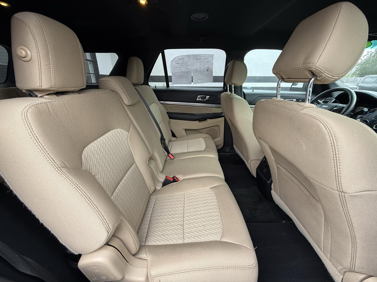 Ford Explorer Base 4WD 2017