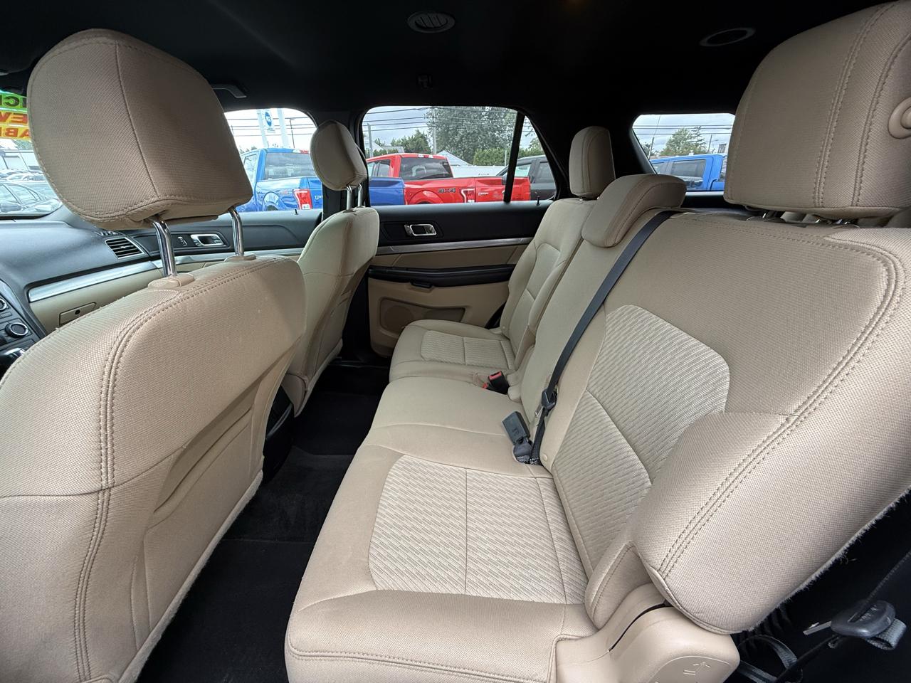 Ford Explorer Base 4WD 2017