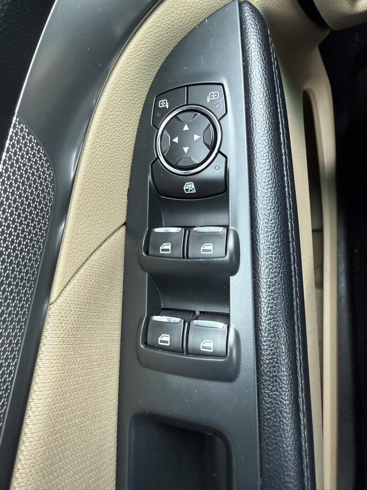Ford Explorer Base 4WD 2017
