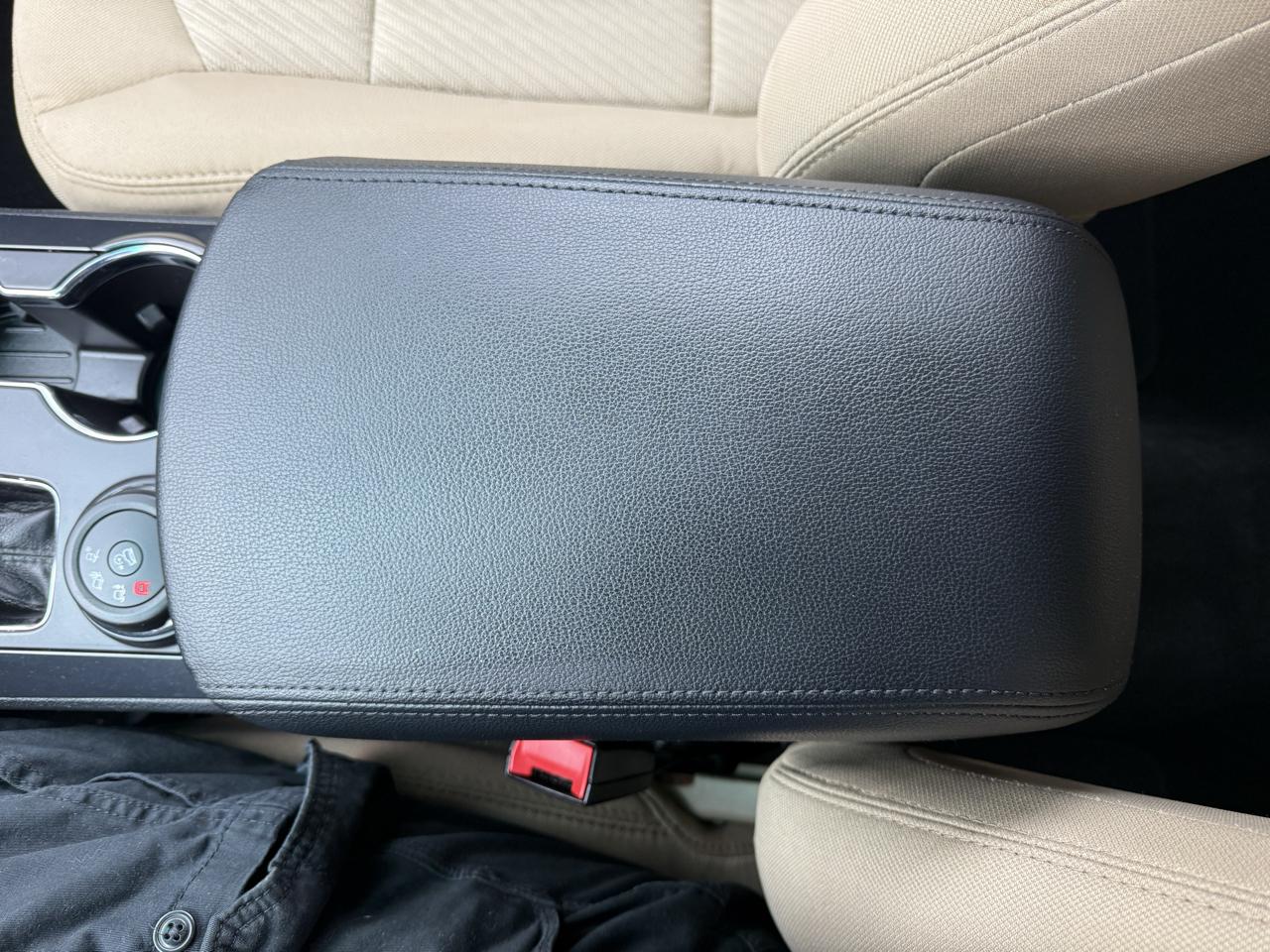 Ford Explorer Base 4WD 2017