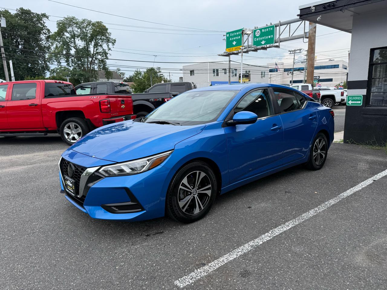 2022 Nissan Sentra SV - Photo 2