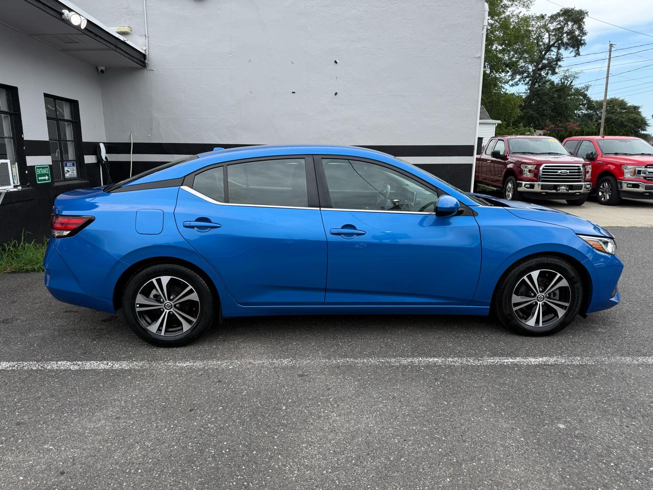 2022 Nissan Sentra SV - Photo 9