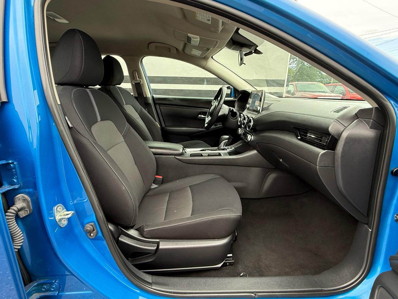 2022 Nissan Sentra SV - Photo 17