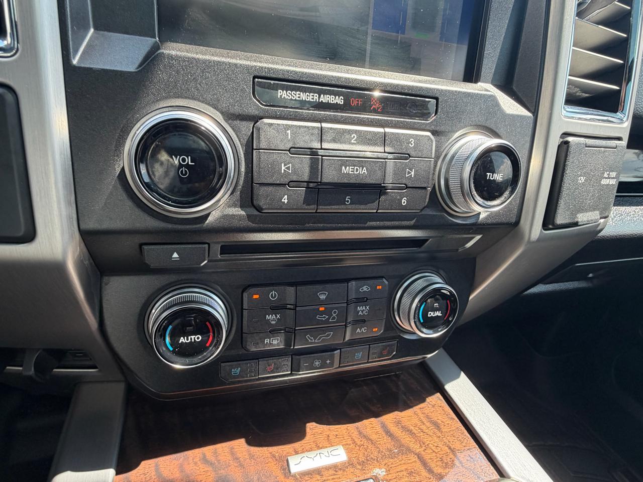 Ford F-150 Platinum 2015