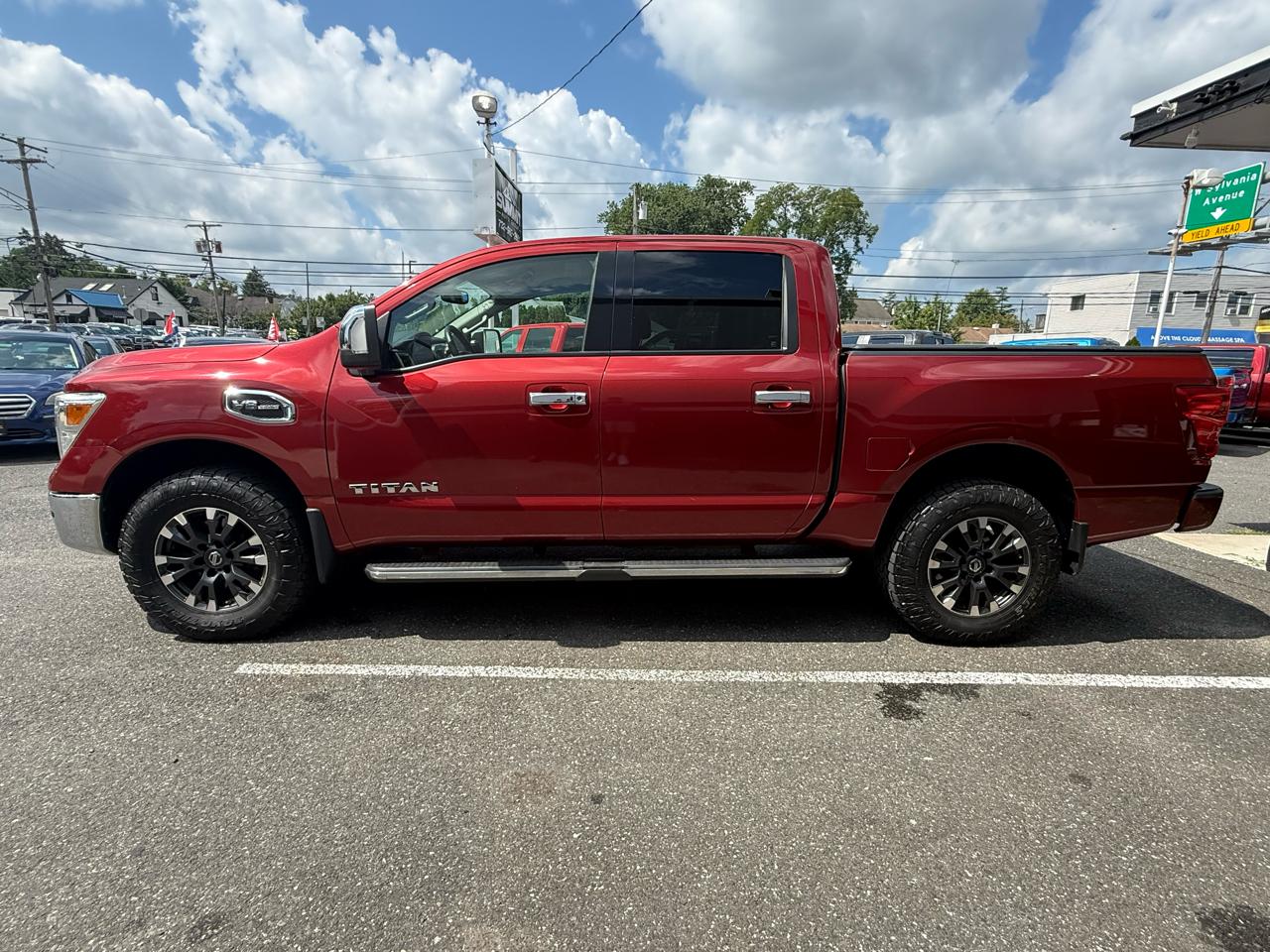 Nissan Titan  2017
