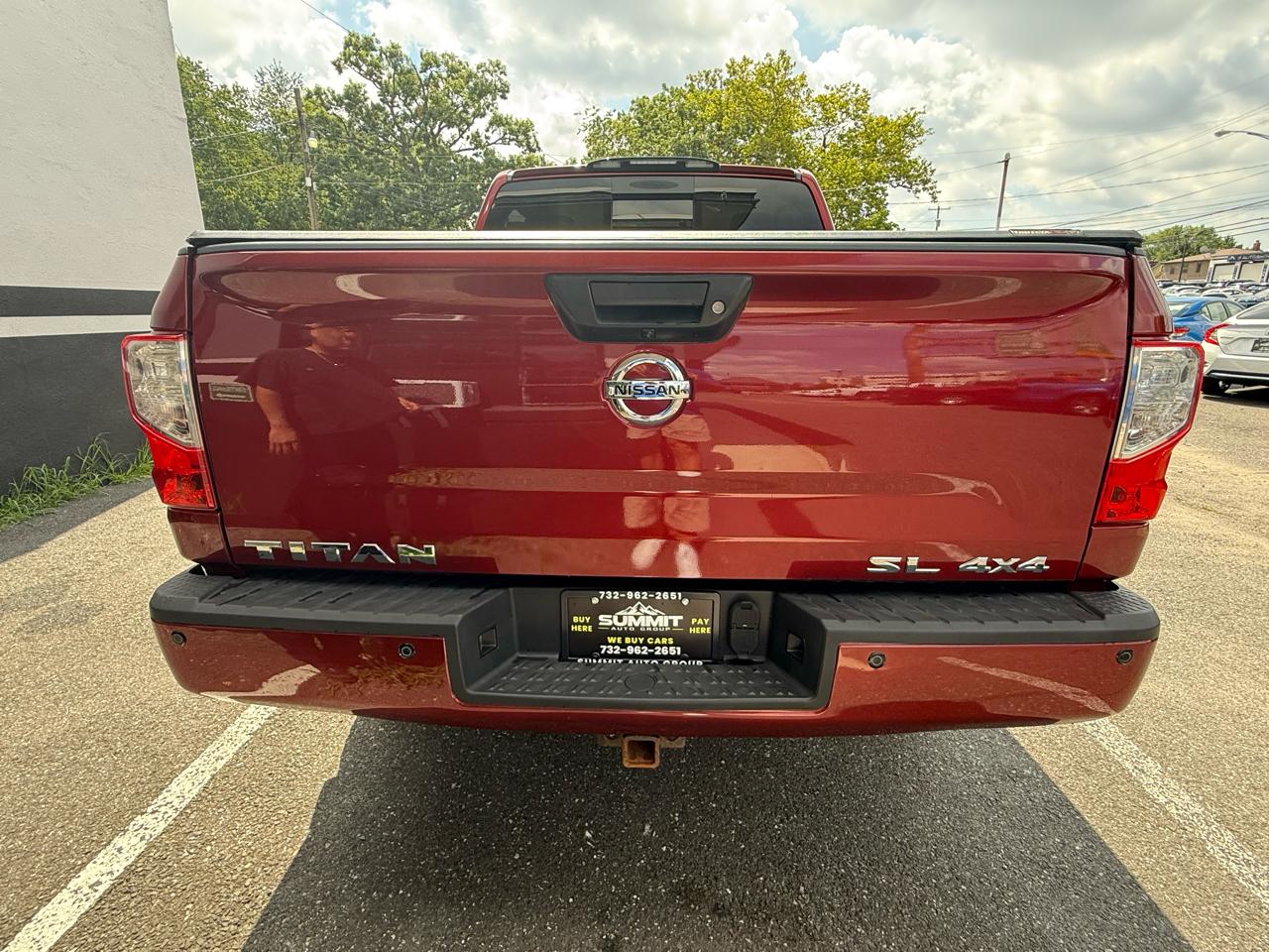 Nissan Titan  2017