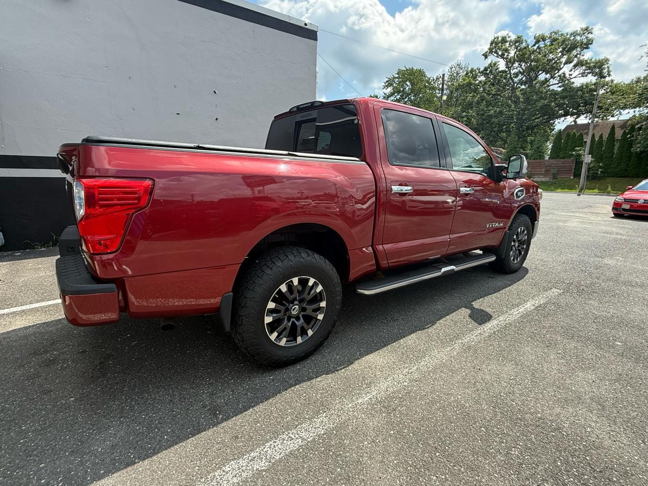 Nissan Titan  2017