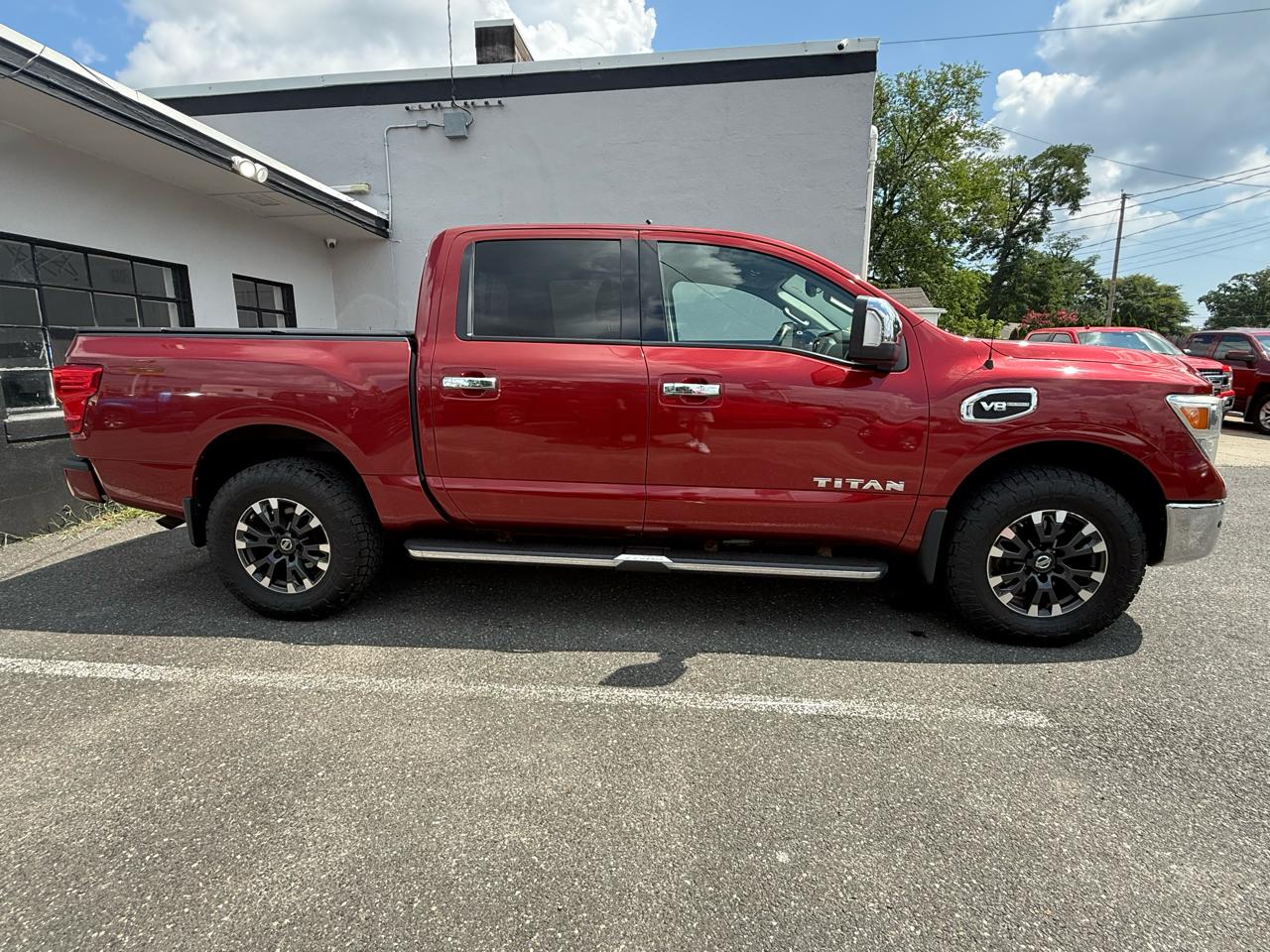 Nissan Titan  2017
