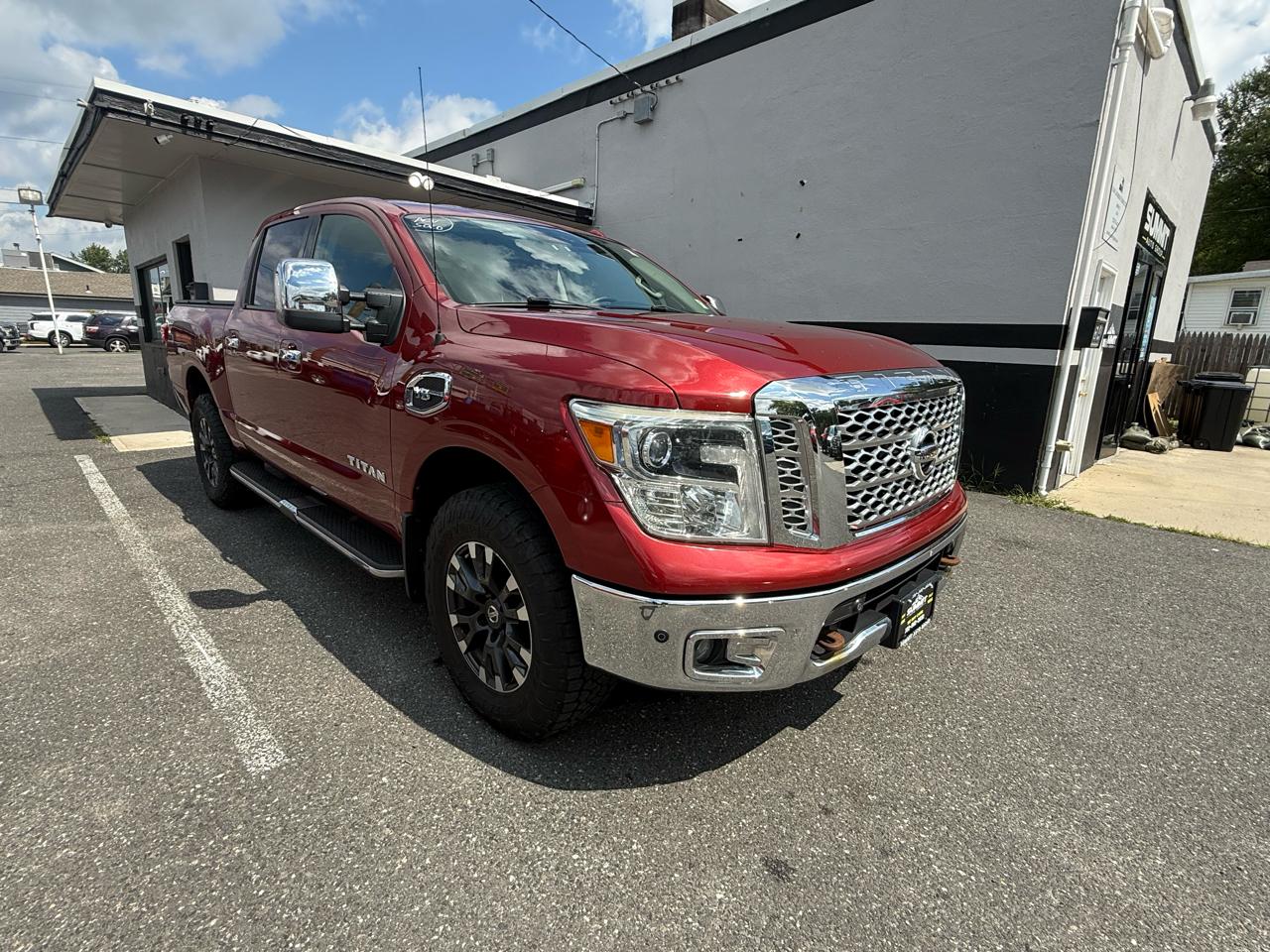 Nissan Titan  2017