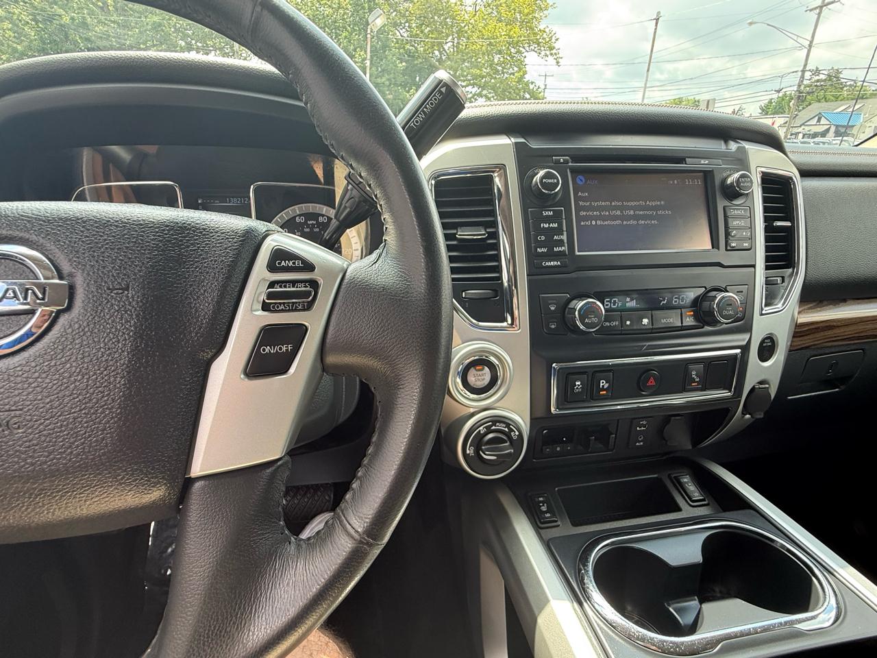 Nissan Titan  2017