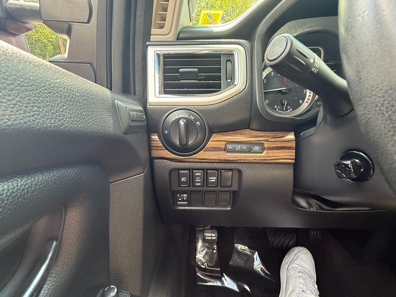 Nissan Titan  2017