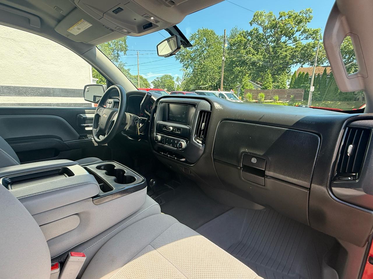 Chevrolet Silverado 1500 Custom Crew Cab 4WD 2018