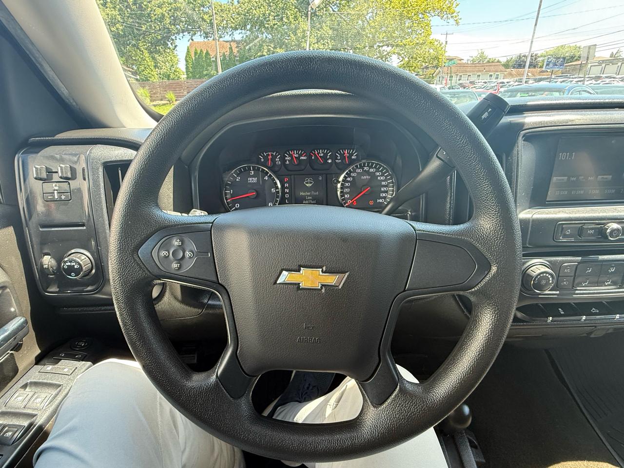Chevrolet Silverado 1500 Custom Crew Cab 4WD 2018