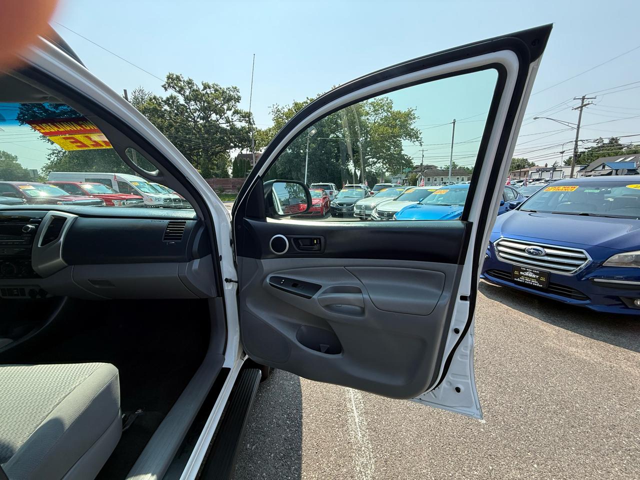 Toyota Tacoma Double Cab Long Bed V6 Auto 4WD 2012