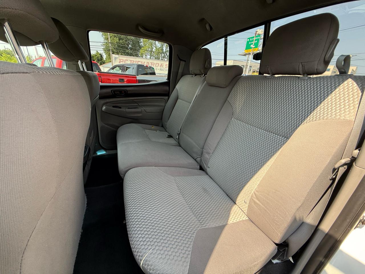 Toyota Tacoma Double Cab Long Bed V6 Auto 4WD 2012