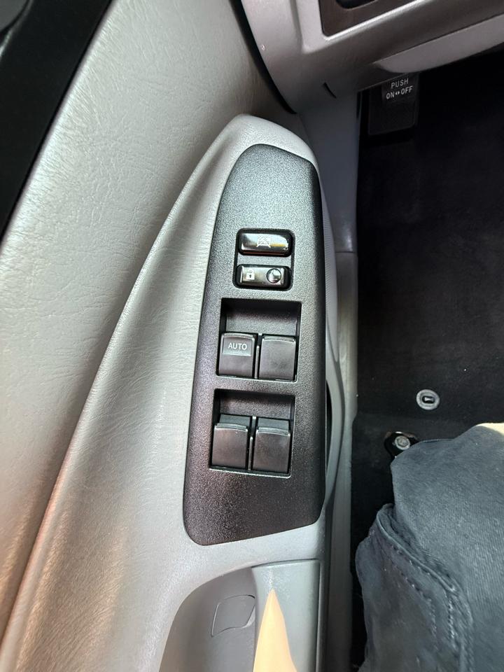 Toyota Tacoma Double Cab Long Bed V6 Auto 4WD 2012