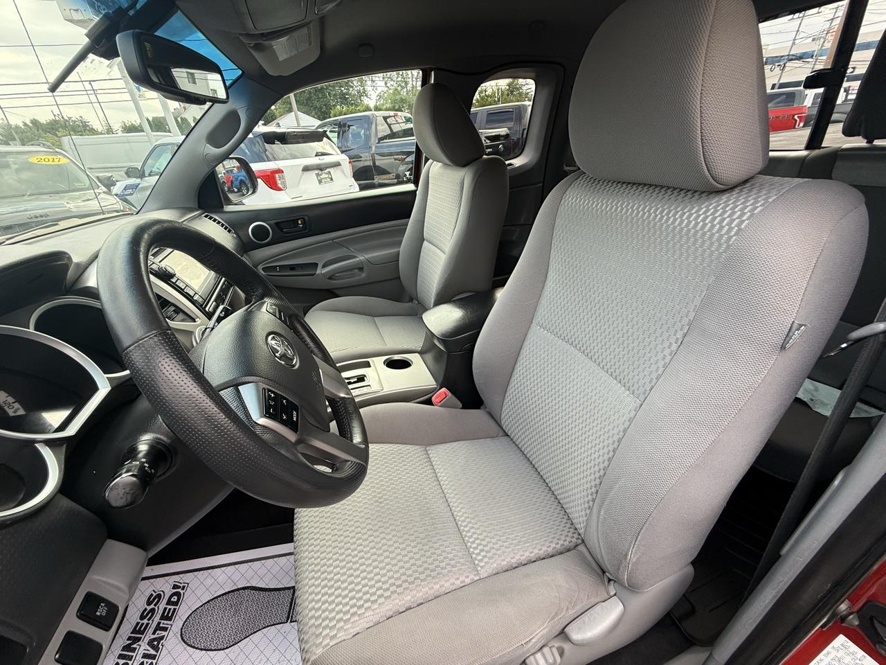 Toyota Tacoma Access Cab V6 Auto 4WD 2013