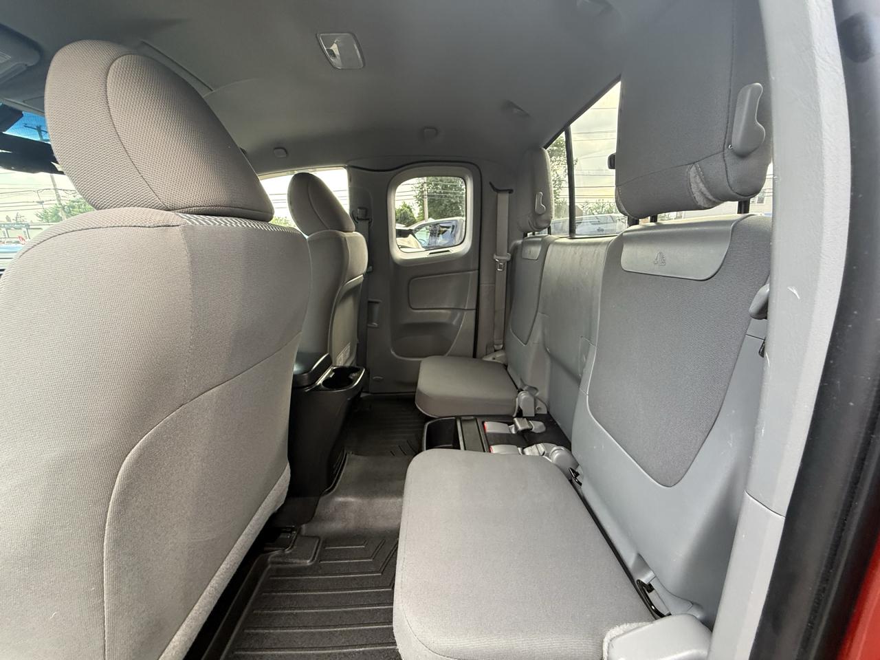 Toyota Tacoma Access Cab V6 Auto 4WD 2013