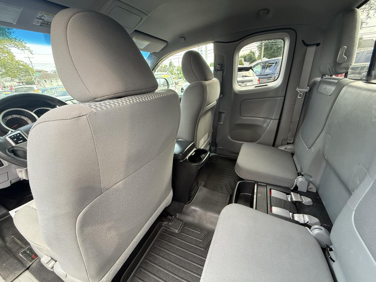 Toyota Tacoma Access Cab V6 Auto 4WD 2013