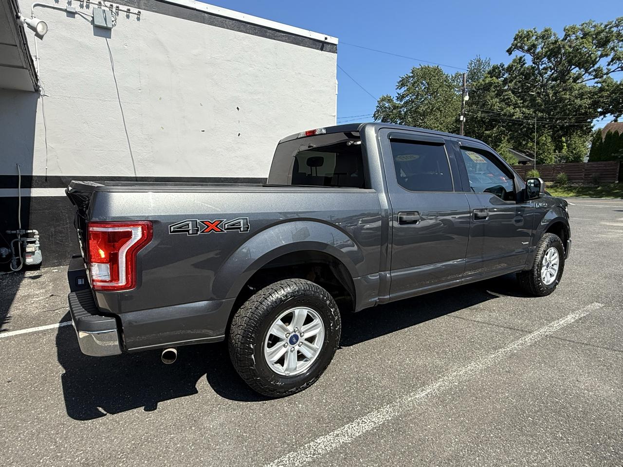 Ford F-150 XLT SuperCrew 6.5-ft. Bed 4WD 2017