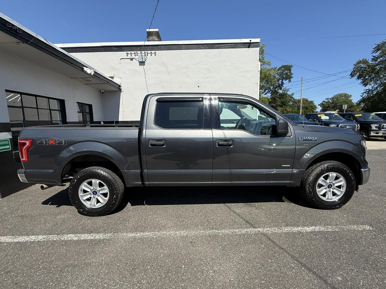 Ford F-150 XLT SuperCrew 6.5-ft. Bed 4WD 2017