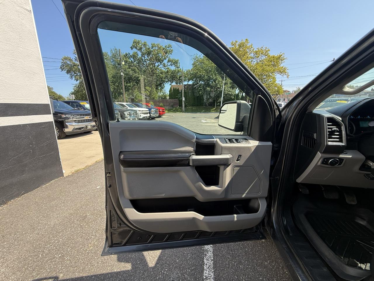 Ford F-150 XLT SuperCrew 6.5-ft. Bed 4WD 2017