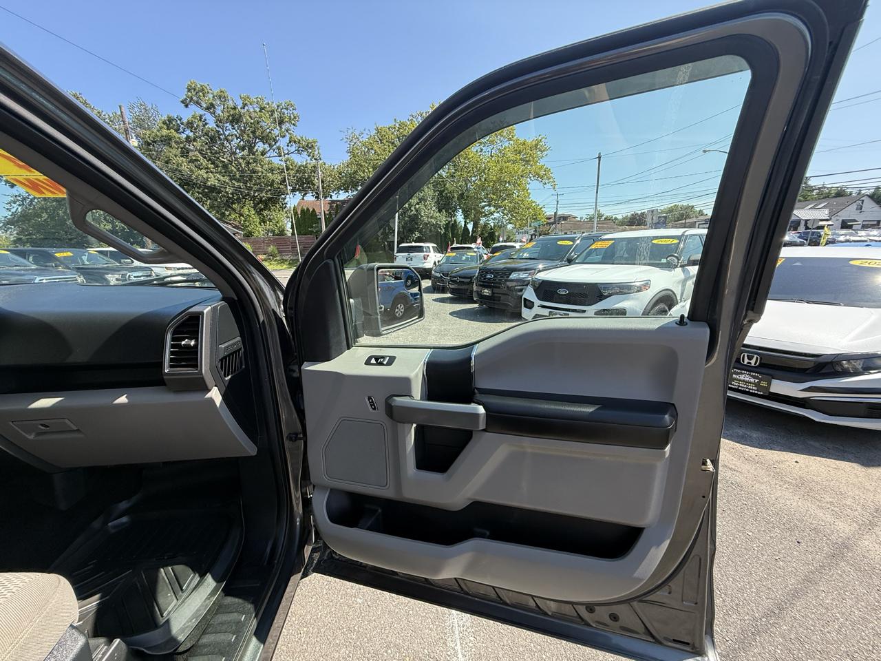 Ford F-150 XLT SuperCrew 6.5-ft. Bed 4WD 2017